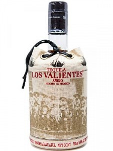Los Valientes Anejo 750ml